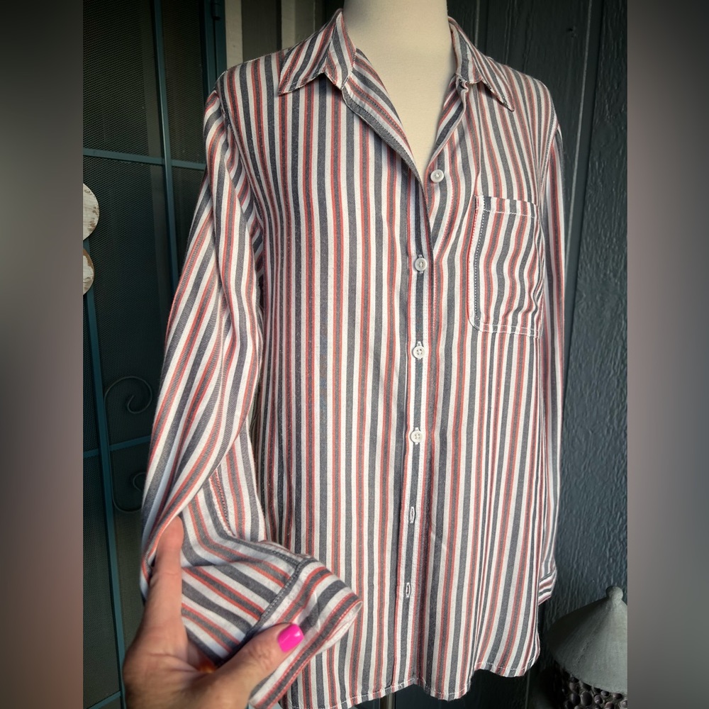 Beach Lunch Lounge collection Medium top blouse button blue white red wht blue